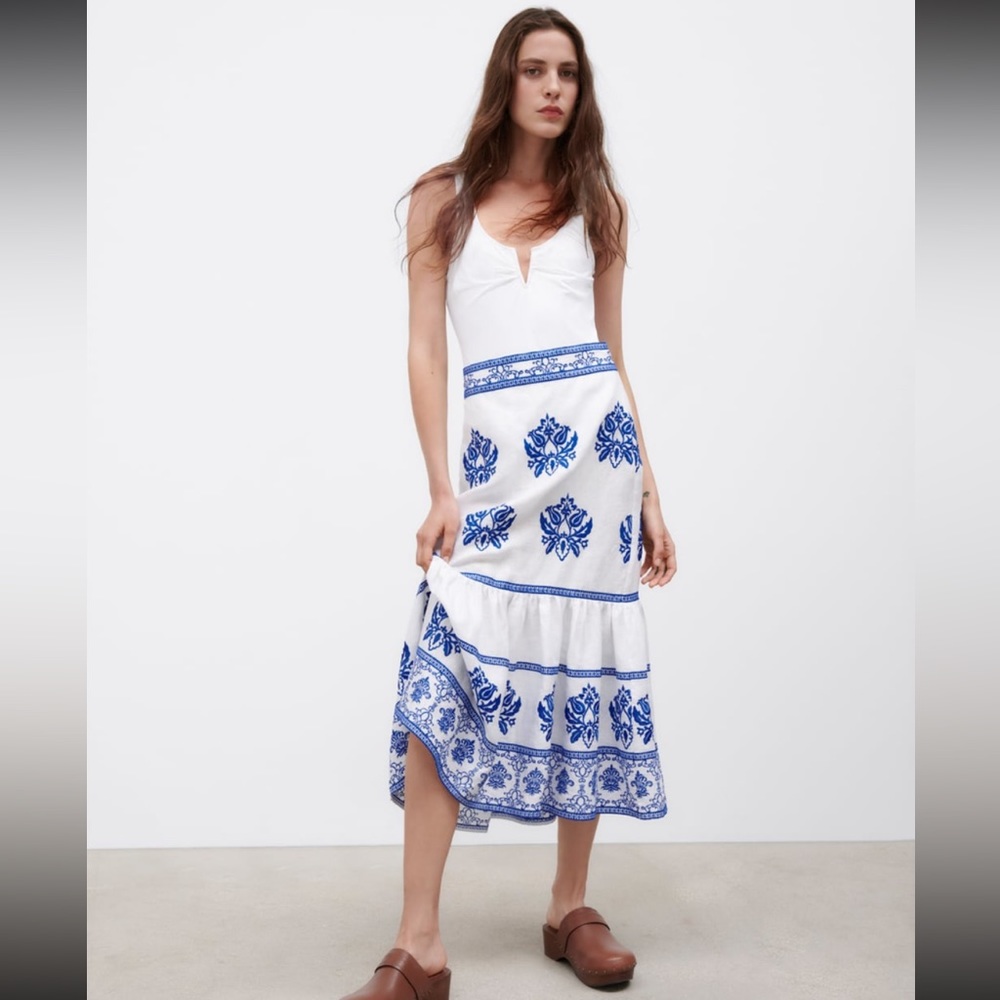 NWT ZARA SKIRT